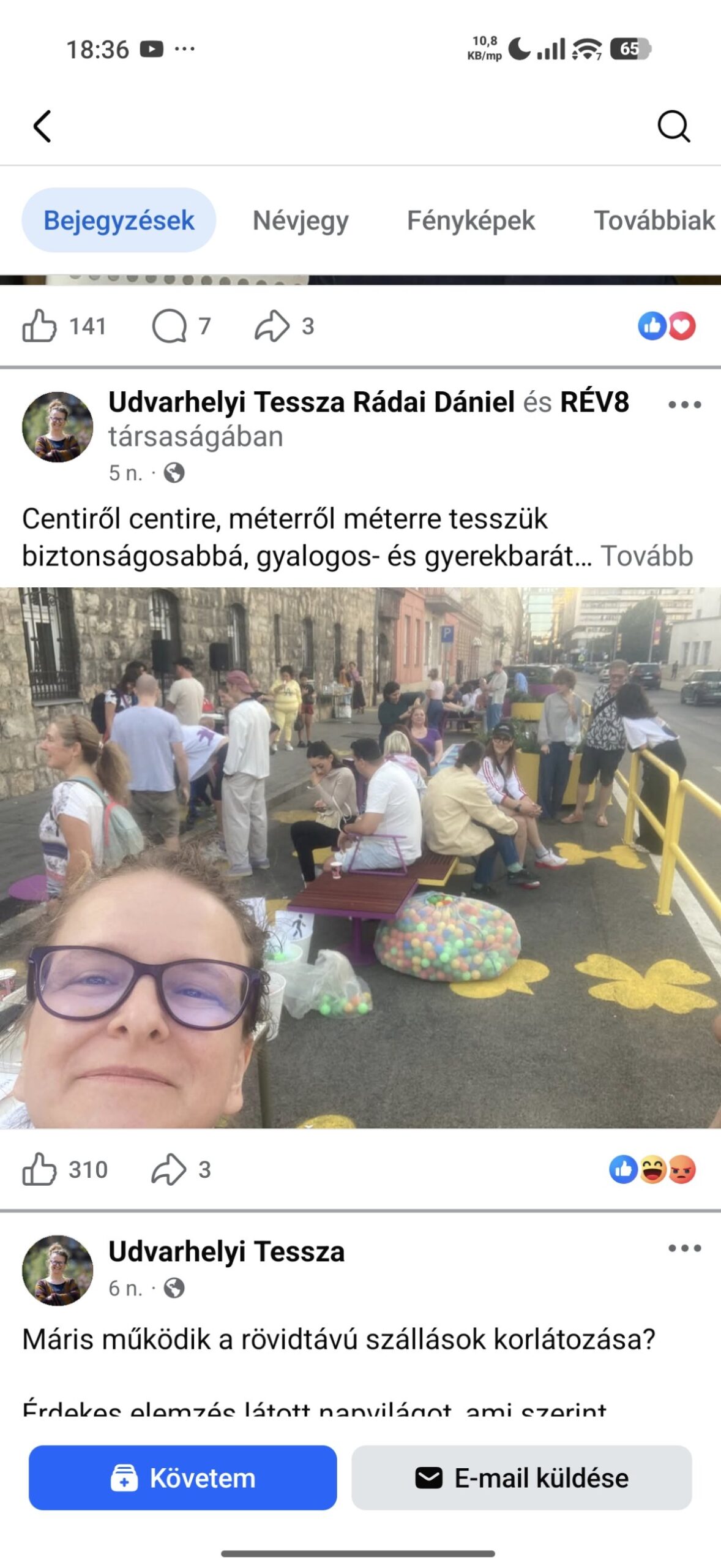 Udvarhelyi Tessza iskolatér-posztja mobiltelefonon, a korlátozás jelzése nélkül