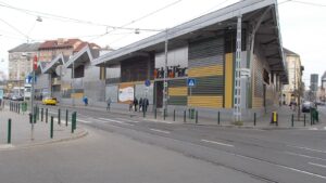 A Teleki téri Piac épülete a Teleki László téren, Józsefvárosban